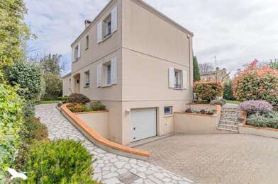 Maison 4 pièces 828160 €