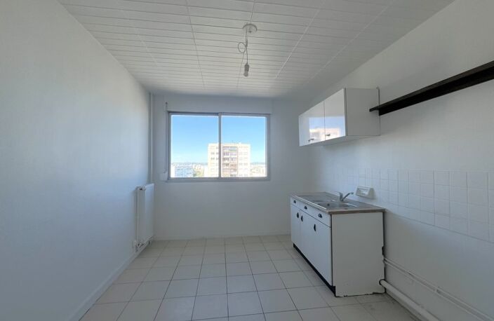 Vente appartement 3 pièces 74 m² Bron (69500) — photo 4