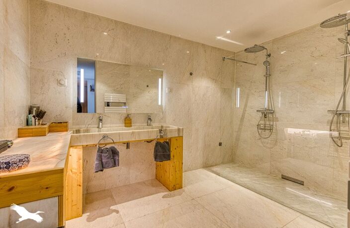 Maison en pierre de 8 pièces principales — photo 5