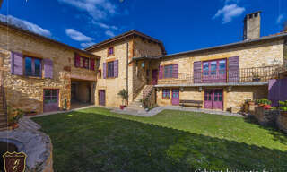 Maison 8 Pièces 185 m² à vendre à Charnay (69380)