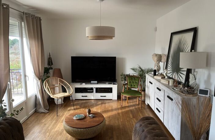 Vente maison 4 pièces 75 m² Neuvic (24190) — photo 2