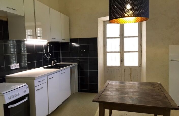 Ferme (tte) de 10 pièces principales — photo 3