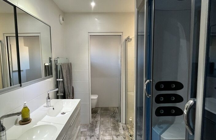 Vente appartement 4 pièces 133 m² Villefranche-de-Rouergue (12200) — photo 4