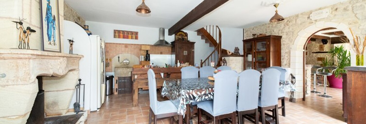 Maison 4 Pièces 335 m² à vendre à Eyrans (33390)