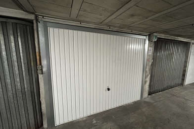 Garage  45900 €