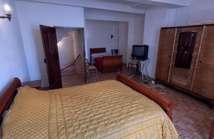 Maison  de ville cave et grenier — photo 3