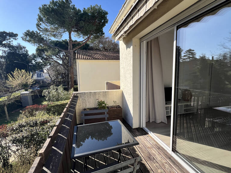 ROYAN - QUARTIER DU PARC - APPARTEMENT T1 AVEC BALCON ET PARKING - 150 M PLAGE — photo 1