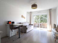 ROYAN - QUARTIER DU PARC - APPARTEMENT T1 AVEC BALCON ET PARKING - 150 M PLAGE — photo 4