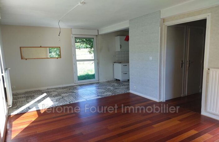 Maison à deux pas du centre-ville et des commodités — photo 3