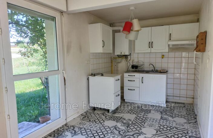 Maison à deux pas du centre-ville et des commodités — photo 4