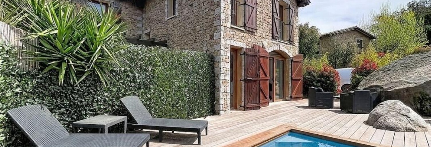 Maison 3 Pièces 52 m² à vendre à Porto-Vecchio (20137)