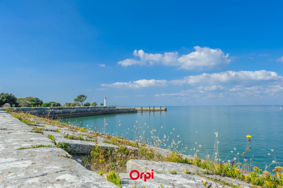 Villa / Maison  T2 à vendre Saint-Martin-de-Ré 17410