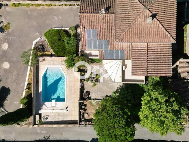 Belle villa avec piscine — photo du bien