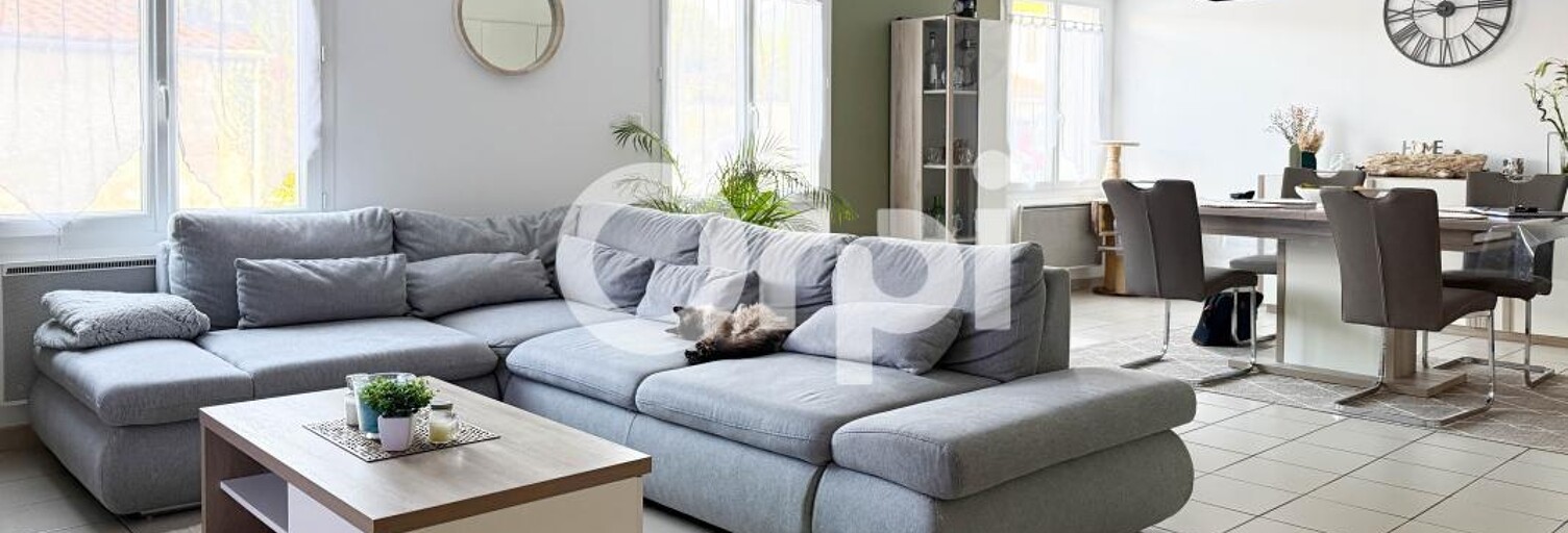 Maison 4 Pièces 104 m² à vendre à Saint-Laurent-de-la-Prée (17450)