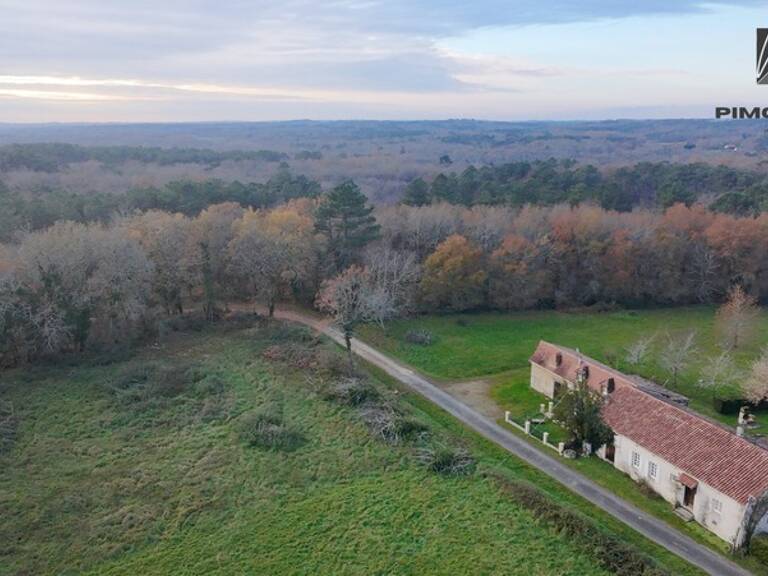 Propriete à vendre 10 pièces Proche de VELINES (24) — photo 1