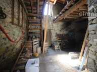 A vendre deux granges chacune sur deux niveaux à rénover — photo 2