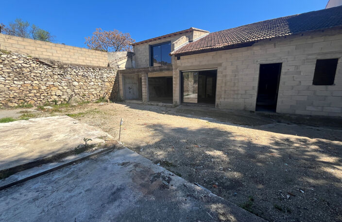 NIMES PROCHE CENTRE VILLE Maison / loft à terminer de 149 m2 — photo 2