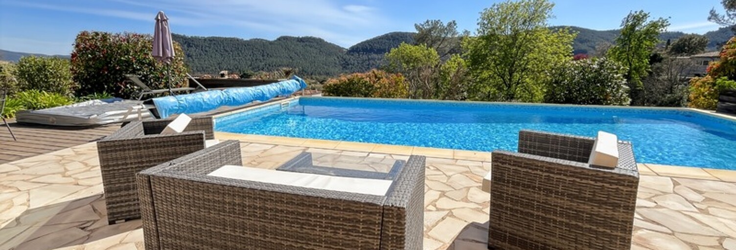 Maison 6 Pièces 160 m² à vendre à Bagnols-en-Forêt (83600)