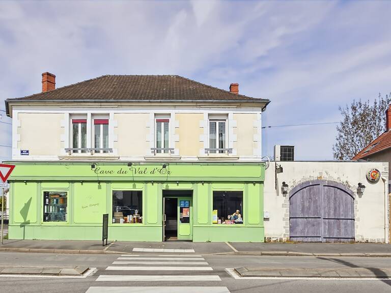 Immeuble de rapport – commerce loué 263 m² + appartement à rénover – NEVERS (58) — photo 1