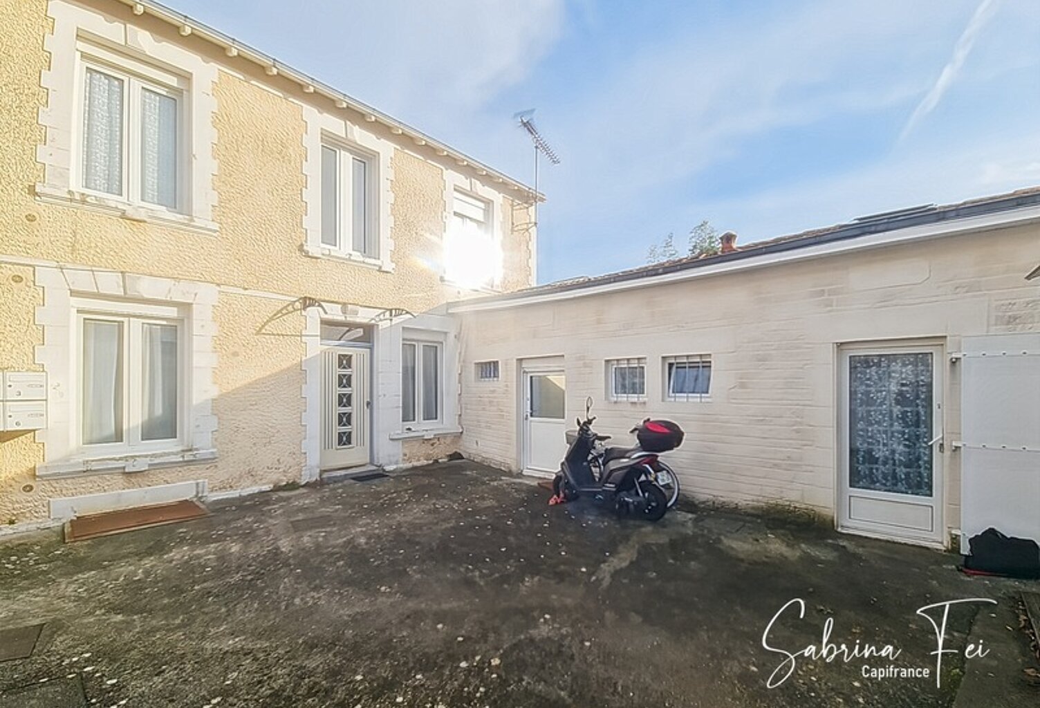 Immeuble de rapport composé de 6 appartements – Centre de La Rochelle, quartier recherché — photo 1