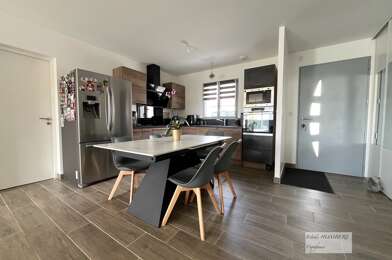 Maison 4 pièces 353600 €
