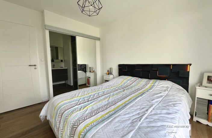 Maison Plain-Pied 96m2, suite, CROIX CHAPEAU (17) — photo 3
