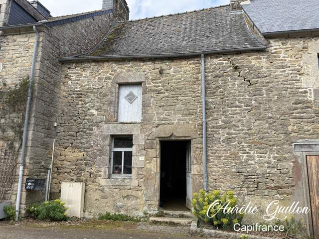 Maison en pierre à rénover – Fort potentiel – Saint-Servant — photo du bien