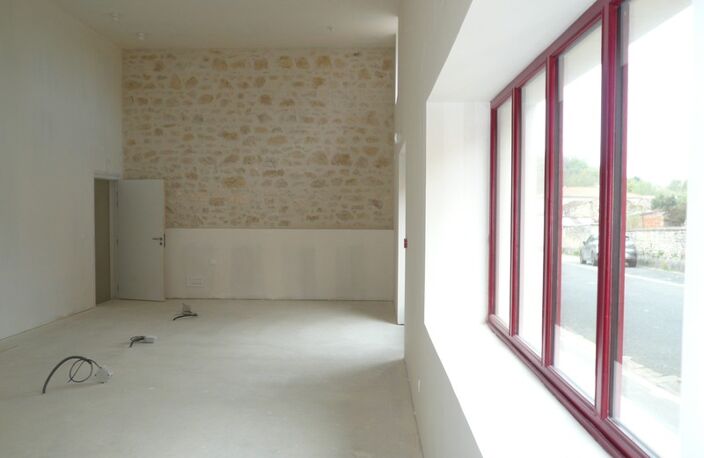 ⚜ BOURG CHARENTE à Louer Local Commercial/Artisanal Boulangerie et Logement de Fonction ⚜ — photo 2