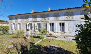 Maison 7 Pièces 166 m² à vendre à Saint-Hilaire-de-Villefranche (17770)