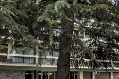 Appartement 4 pièces 1580 €