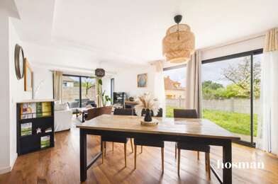 Maison 5 pièces 557900 €