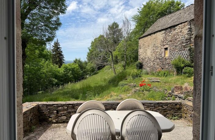Authentique maison en pierre avec vue sur le Mont Lozère – cadre naturel d’exception — photo 2
