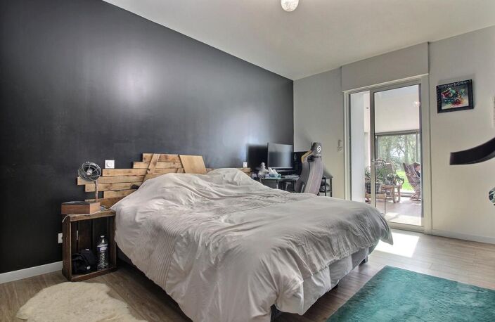 En exclusivité - Corps de ferme  362 m² - 8 chambres -terrain 1,2 ha - granges 500 m² — photo 3