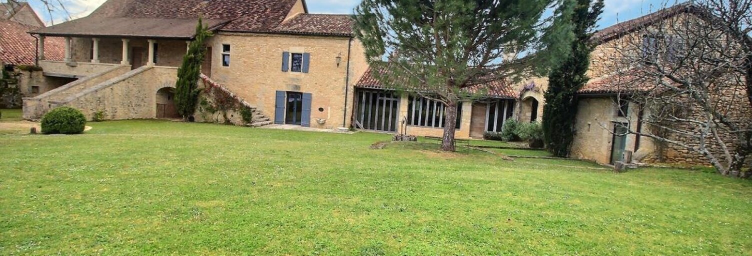 Maison 9 Pièces 320 m² à vendre à Périgueux (24000)
