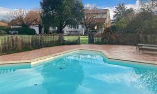 Maison 6 Pièces 234 m² à vendre à Galgon (33133)