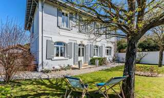 Maison 10 Pièces 217 m² à vendre à Gastes (40160)