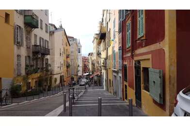 Appartement 3 pièces 930 €