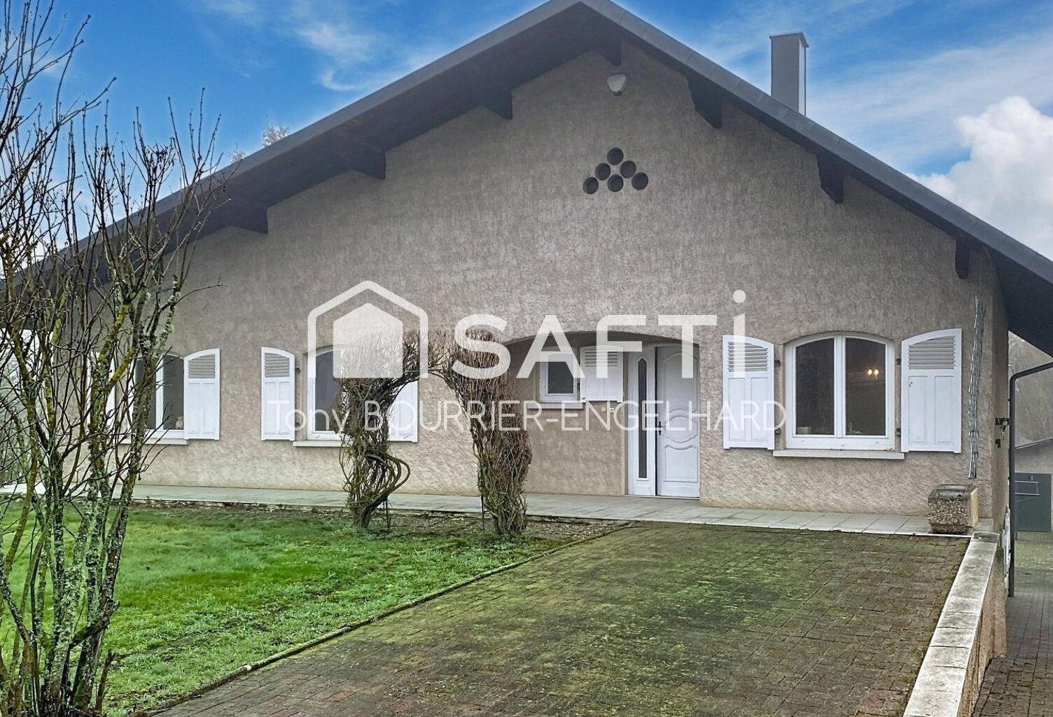 Maison de 170 m2 avec grand terrain et étang — photo 1