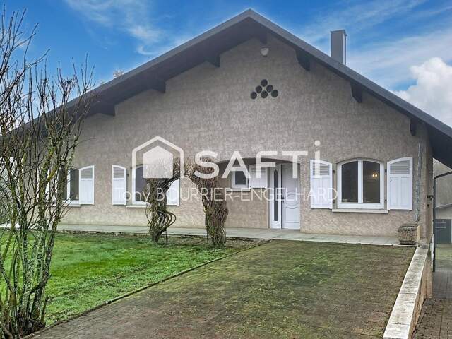 Maison de 170 m2 avec grand terrain et étang — photo du bien