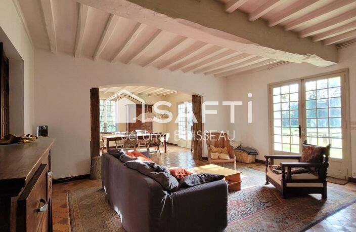 Maison d'exception aux vastes pièces  dans un écrin de verdure — photo 2