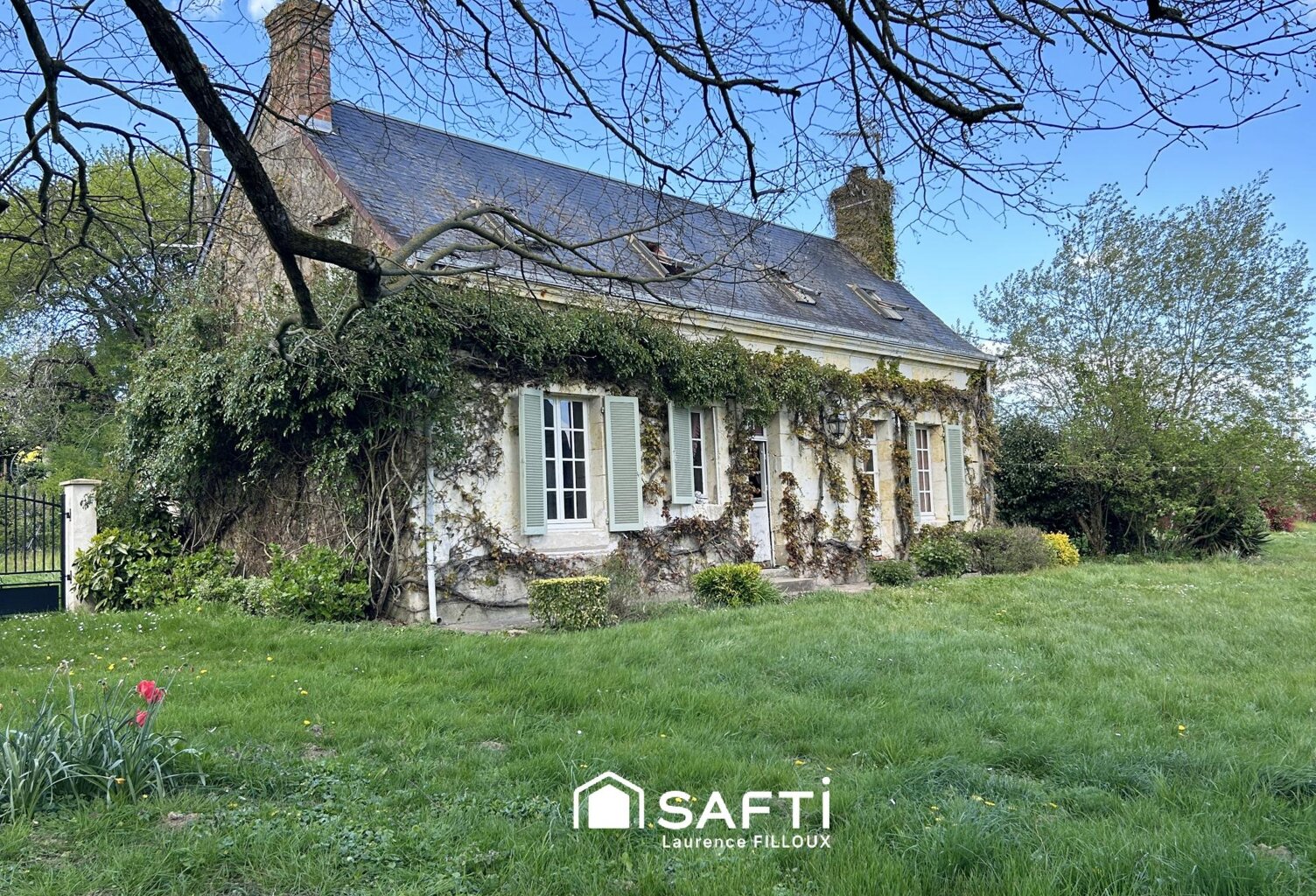 Maison de caractère et sa dépendance sur 9 300 m² entièrement clos — photo 1