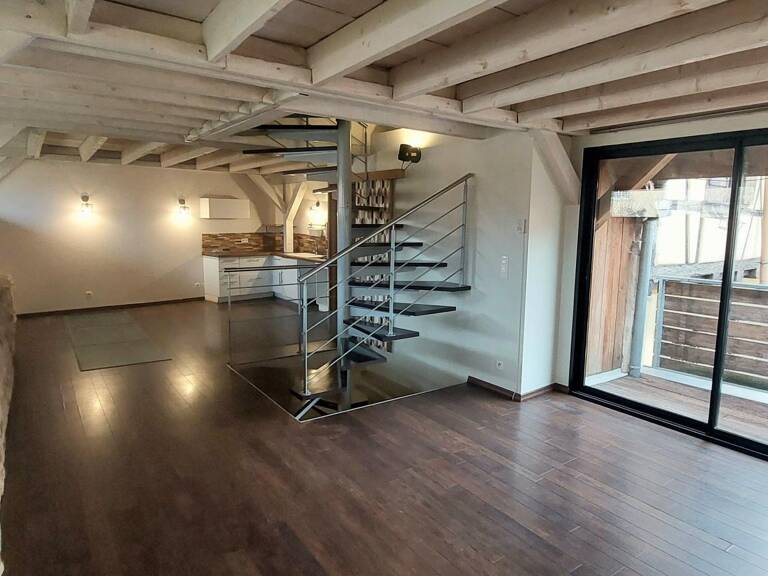 Maison authentique 102 m², 4 pièces, terrasse, garage, louée — photo 1