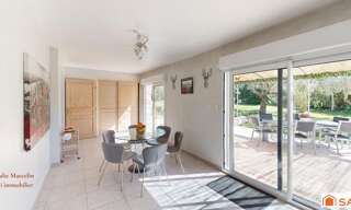 Maison 6 Pièces 147 m² à vendre à Camps-la-Source (83170)