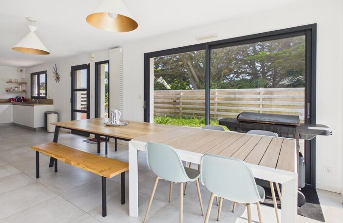 VOTRE MAISON MODERNE AU BORD DU DOSSEN, AVEC TERRASSE ET SPA ! — photo 5