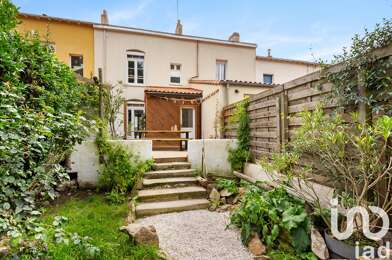 Maison 5 pièces 374000 €