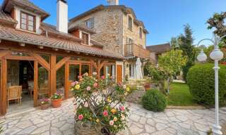 Maison 15 Pièces 385 m² à vendre à Vitrac (15220)