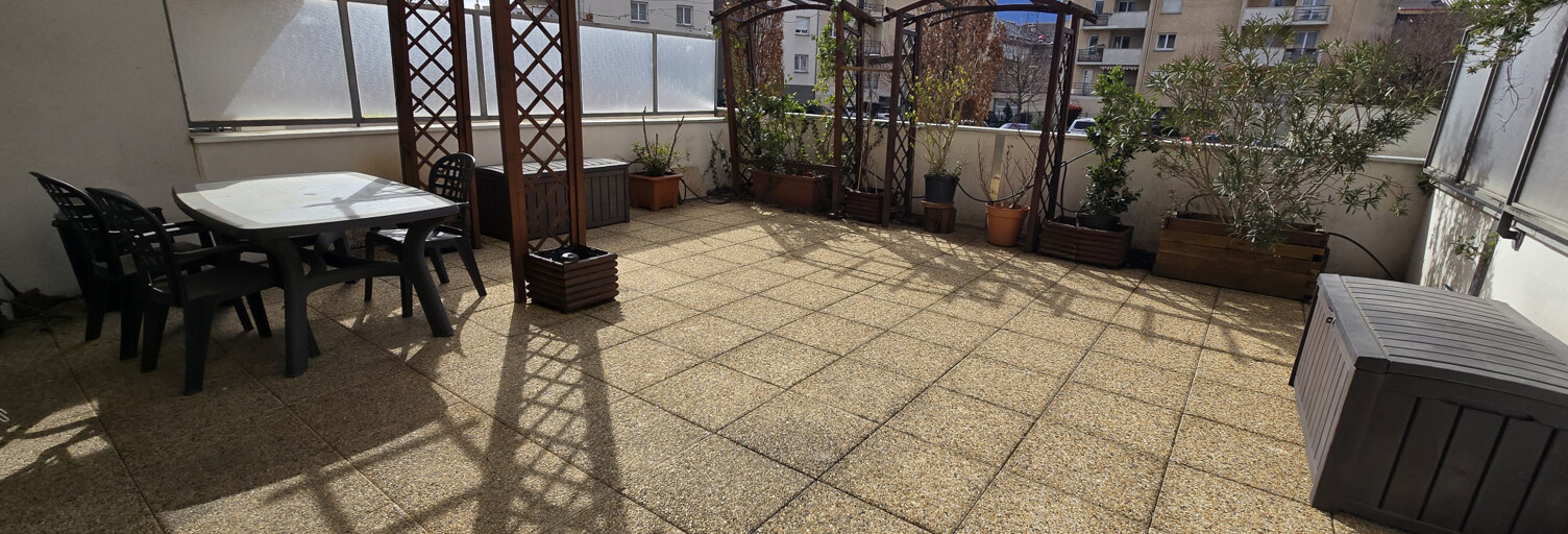 Appartement 4 Pièces 88 m² à vendre à Saint-Martin-d'Hères (38400)
