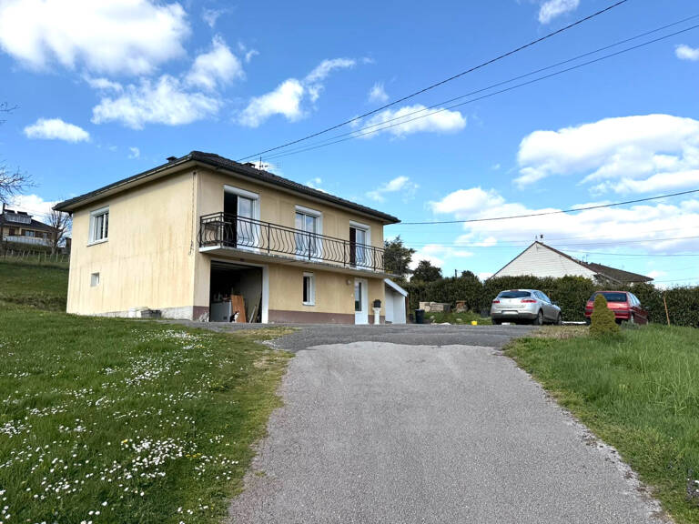 Pavillon sur sous-sol, Selam, 5 pièces,  sur terrain de 10,8 — photo 1