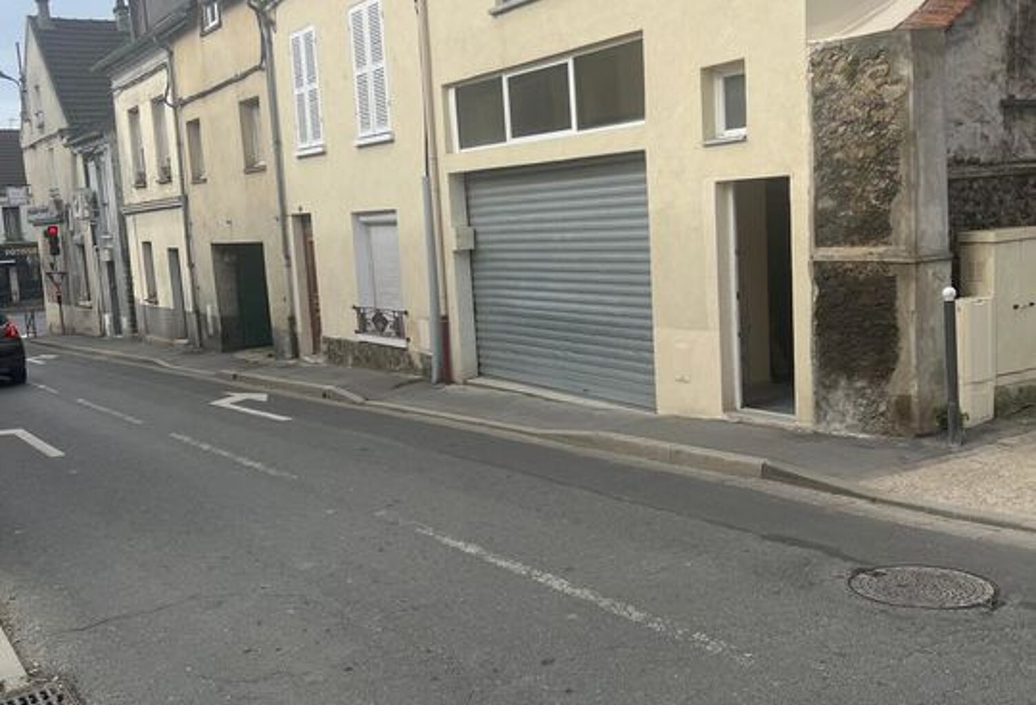 Immeuble avec Deux Appartements et un Grand Garage dans centre — photo 1