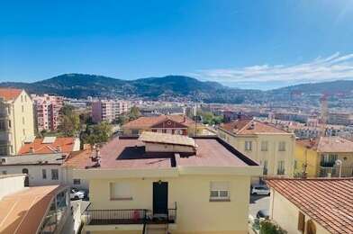 Appartement 3 pièces 240000 €
